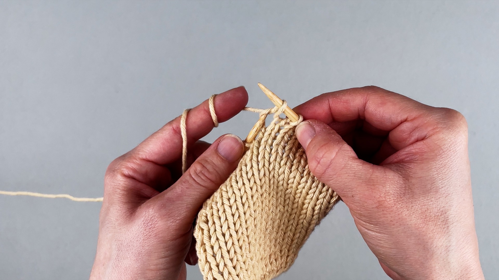 Die rechte Masche stricken