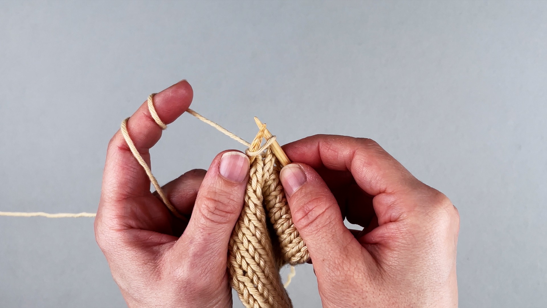Die rechte Masche stricken
