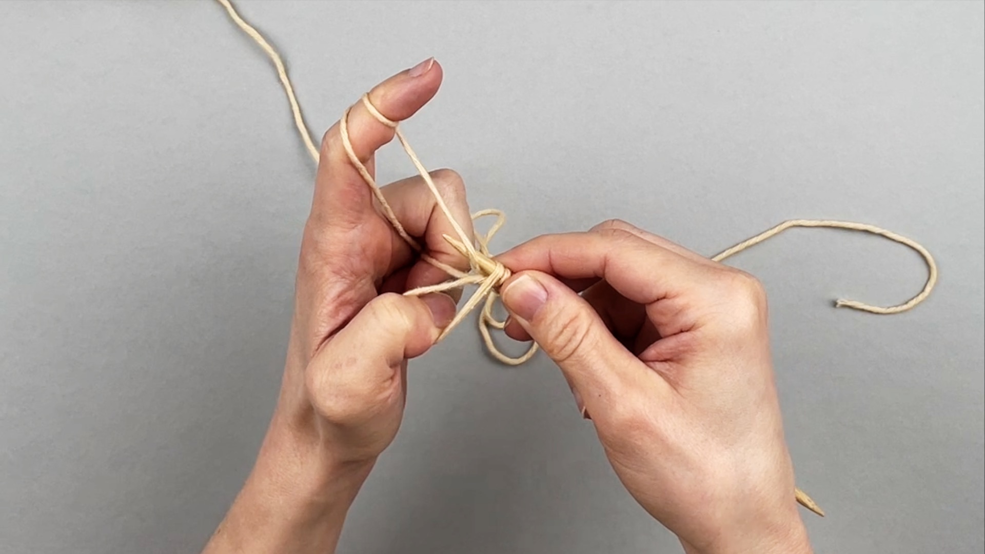 Bulgarischer Maschenanschlag Schritt 4